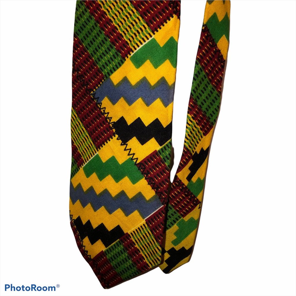 Ashante Golden Stool African Print cotton tie 3.75